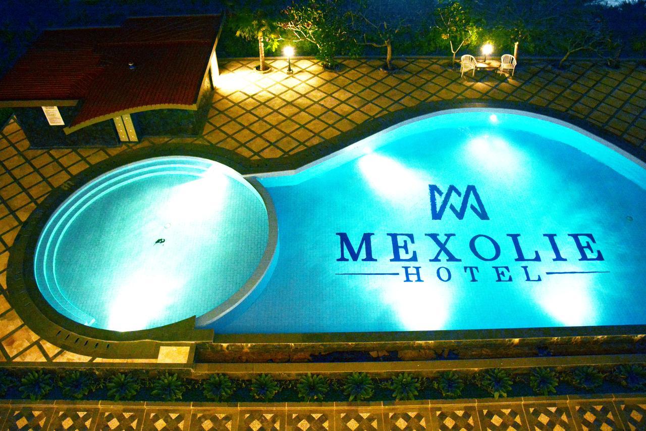 Mexolie Hotel Kebumen Buitenkant foto